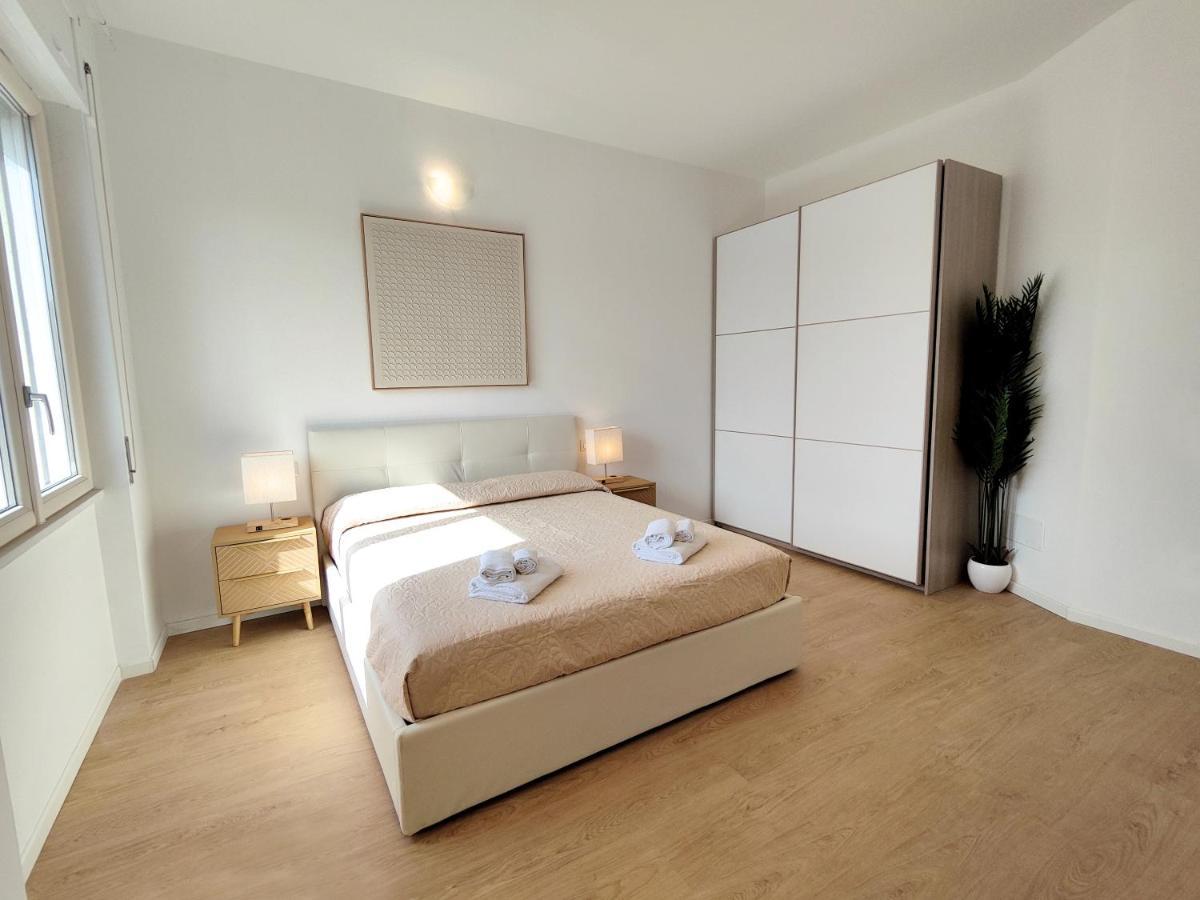 Attico Vespucci Luxury Penthouse Apartment Olbia Exterior photo